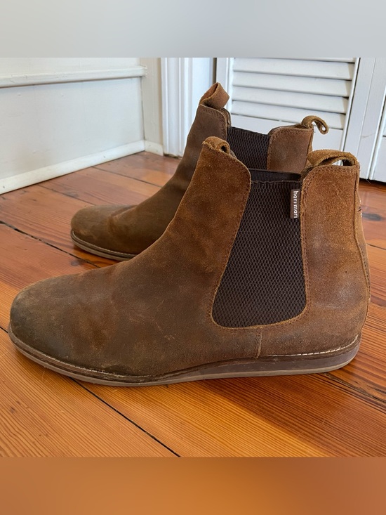Bernardo Other - Hari Mari Men’s Odessa Suede Chelsea Boot, size 11, Rich Brown